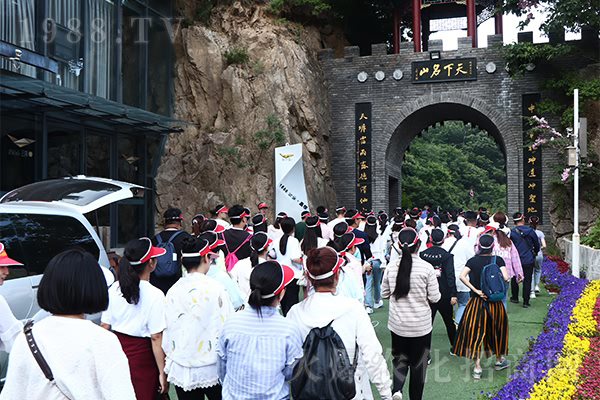 領(lǐng)略國(guó)學(xué)之美,感悟人生智慧