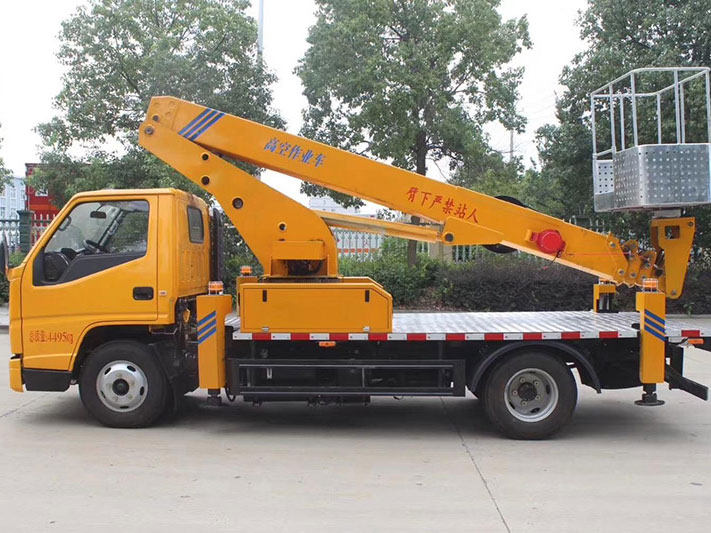 國六江鈴21米藍(lán)牌高空作業(yè)車